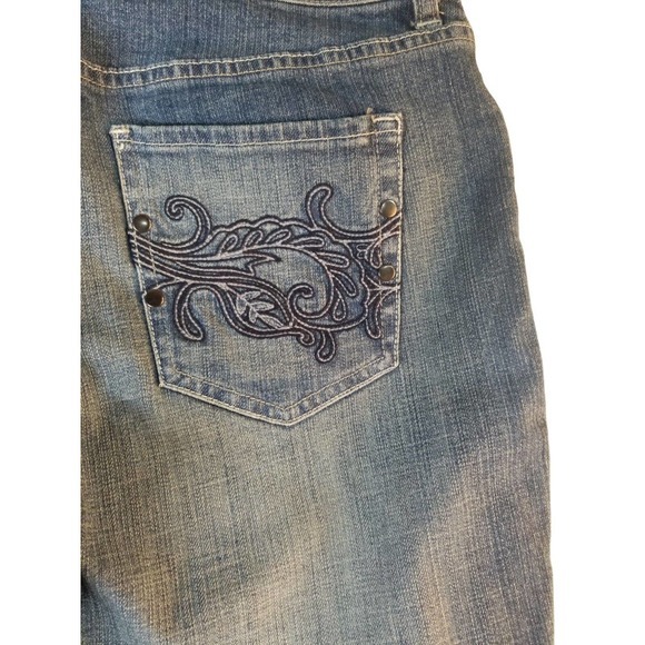 The Platinum by Chicos Straight Leg Blue Jeans Women's Size 2 Stretch 33x32 - Picture 7 of 10